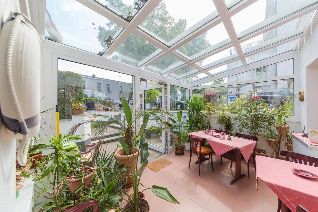 מלון רוסטוק Haus Troja מראה חיצוני תמונה